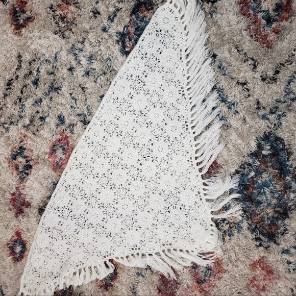 Vintage Crochet Shawl 70s 80s Witchy Boho bohemian Hippie Rocker Stevie Nicks - Picture 4 of 7